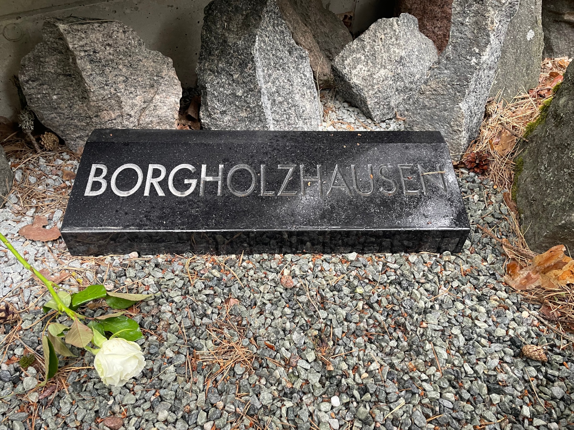 Gedenkstein Stadt Borgholzhausen Bikernieki Gedenkstein Stadt Borgholzhausen Bikernieki