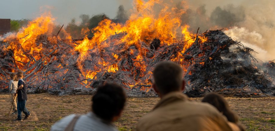 Osterfeuer Feuerwehr Borgholzhausen